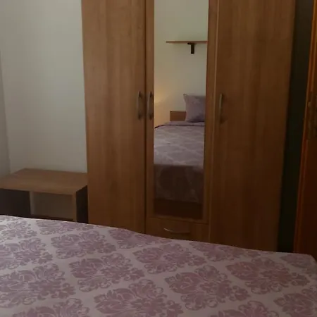 Apartment Aria Vir