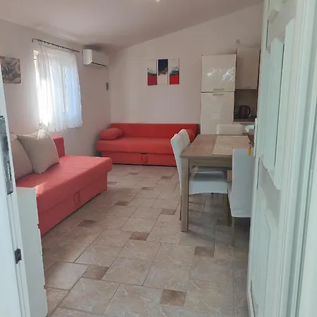 Apartment Aria